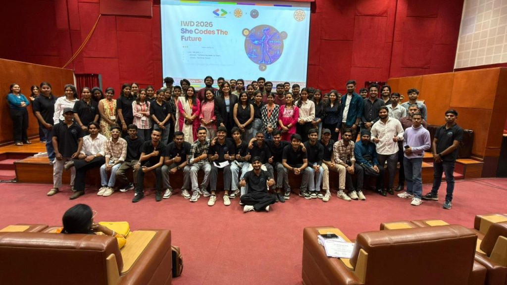 f846d194-9bf0-4eac-82b6-2c337dc2b2e0